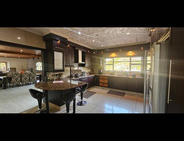 3 BEDROOM HOUSE FOR SALE IN SCOTTBURGH SOUTH